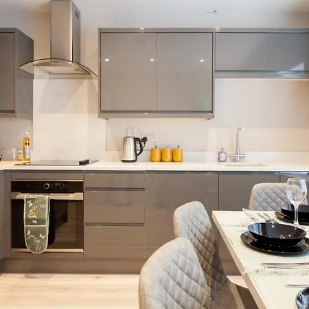 Somers Suites Apartments Leeds  Exterior photo