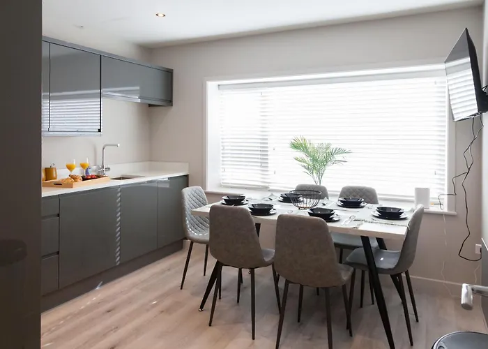 Somers Suites Apartments